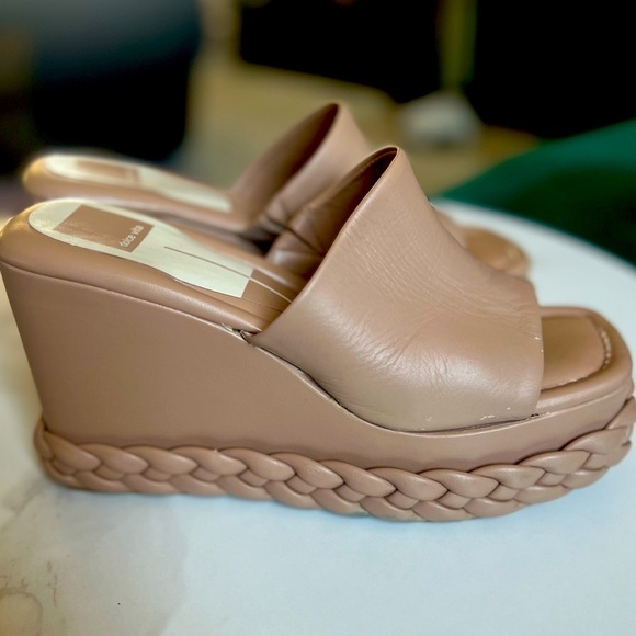 Dolce Vita Shoes - Dolce Vita Size 9 Elene Wedge Sandal Cafe Leather
